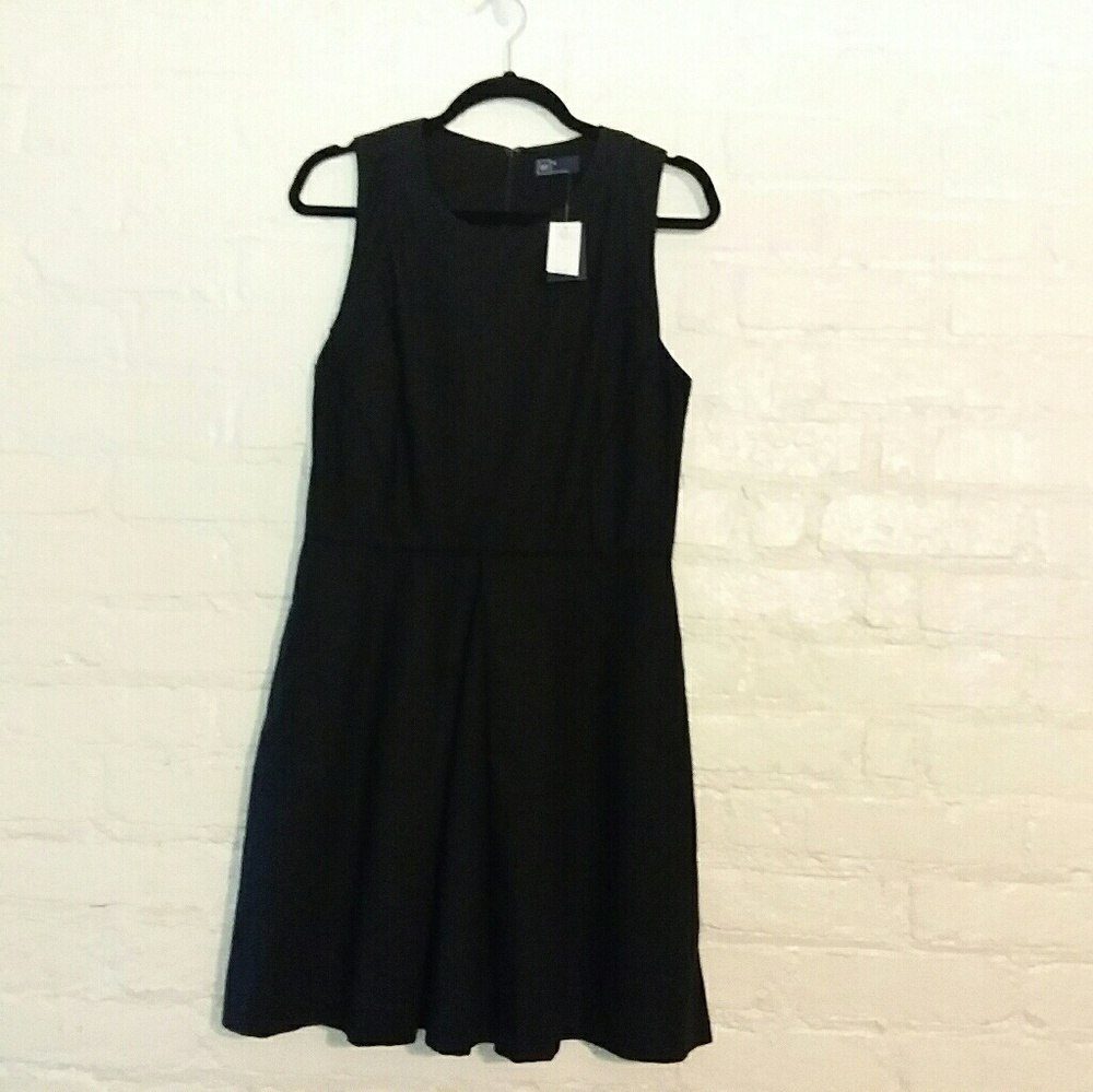 FINAL NWT Gap black linen/cotton dress size 8